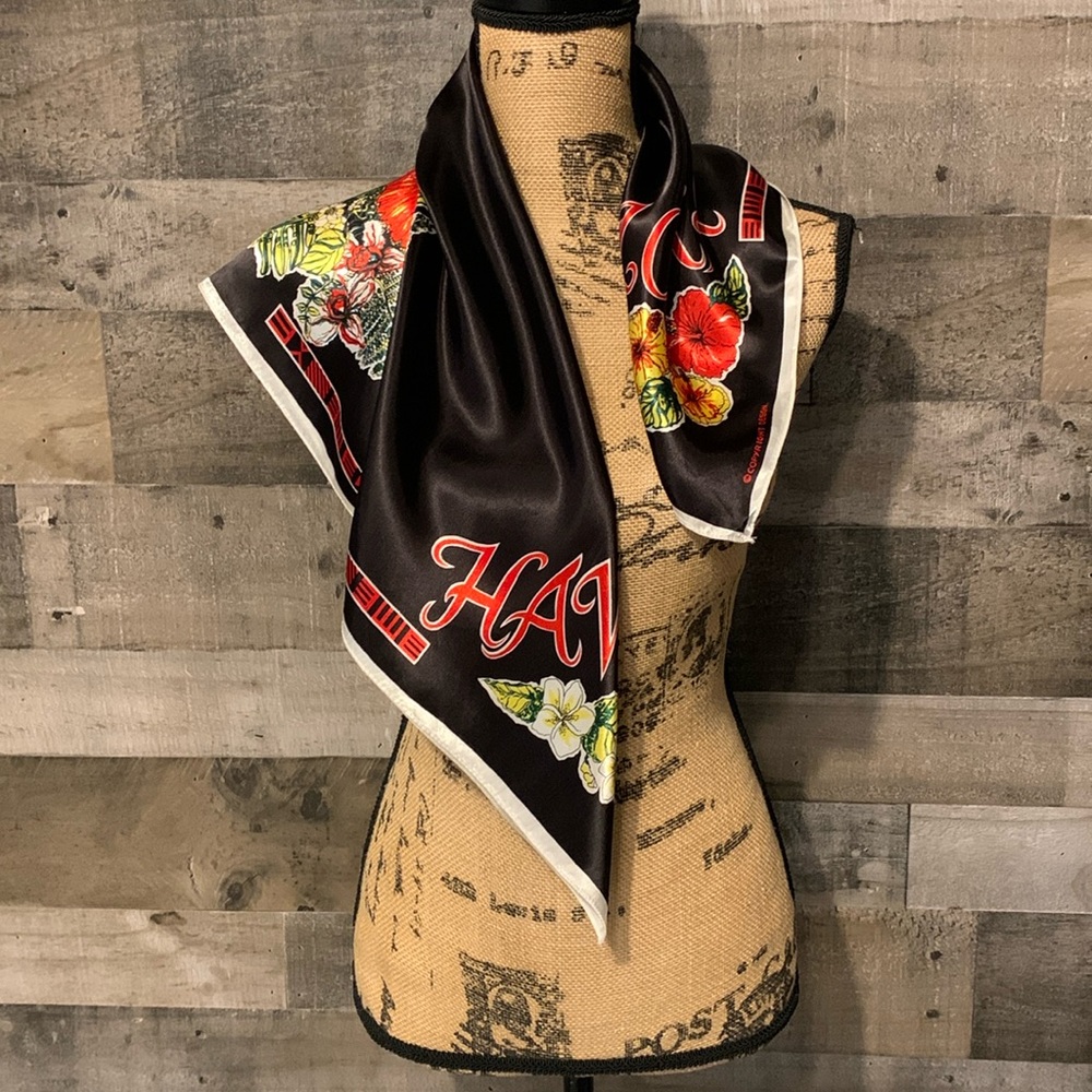 Hawaiian Scarf - Picture 7 of 16